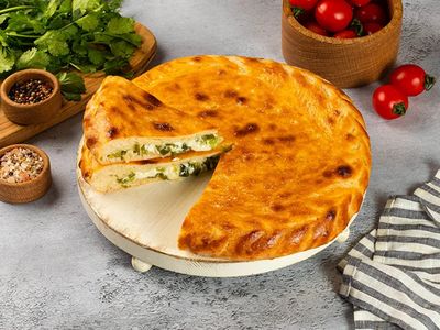 Осетинский пирог с сыром и зеленым луком