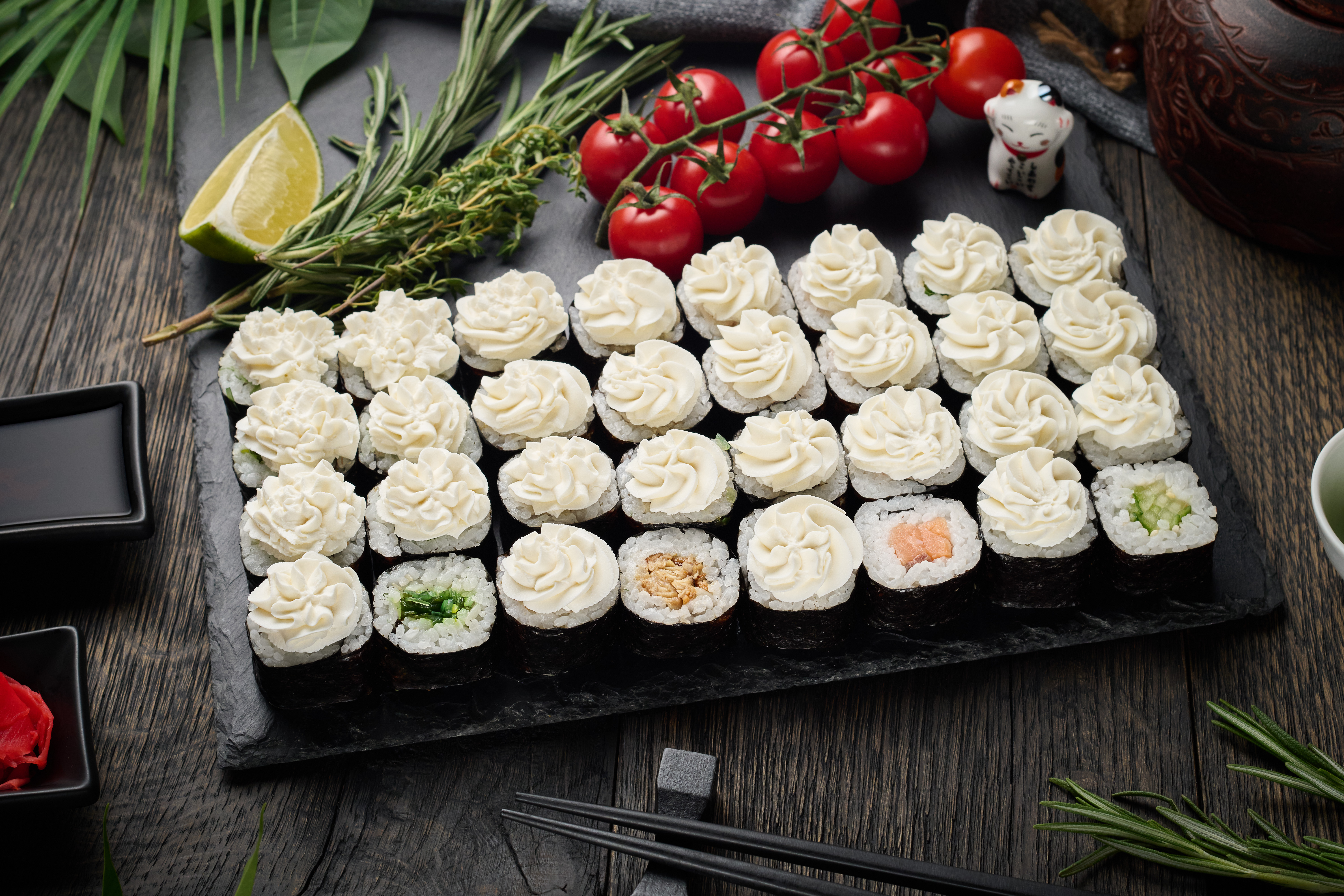 Сет сливочный маки