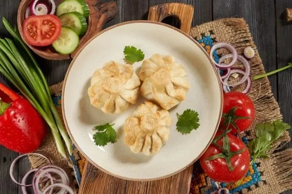 Хинкали курица и грибы 3 шт (жареные)