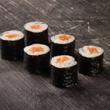 Ролл с лососем