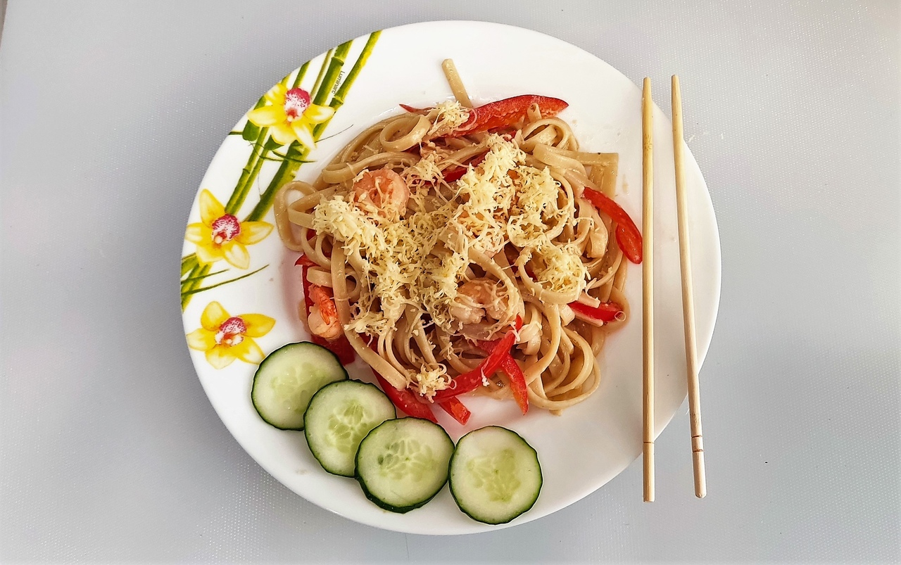 Коробочка с креветками