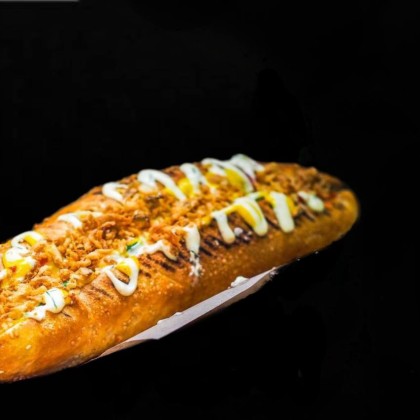 Хот-дог в булке двойной с сыром