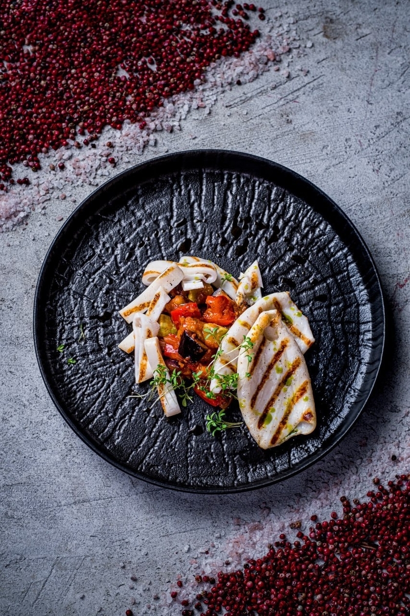 *Кальмар на  гриле с овощным соте