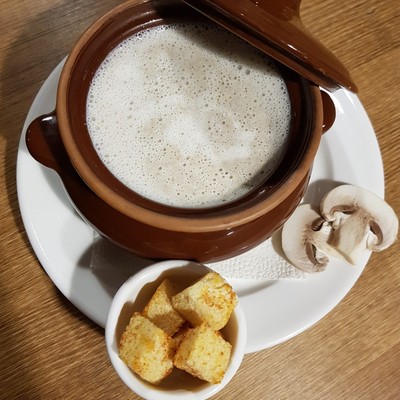 Русский суп-пюре с грибочками