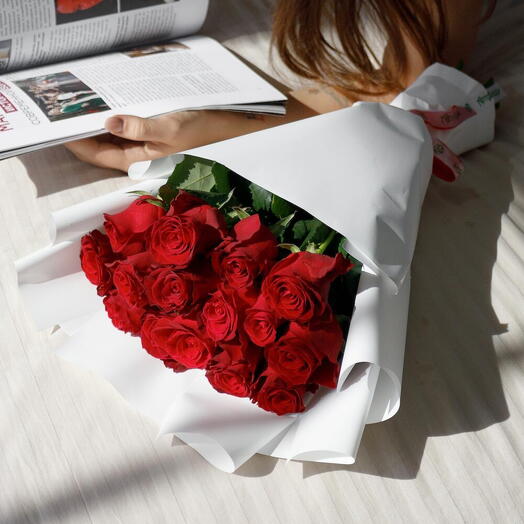 Красные розы 