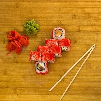 Калифорния с лососем