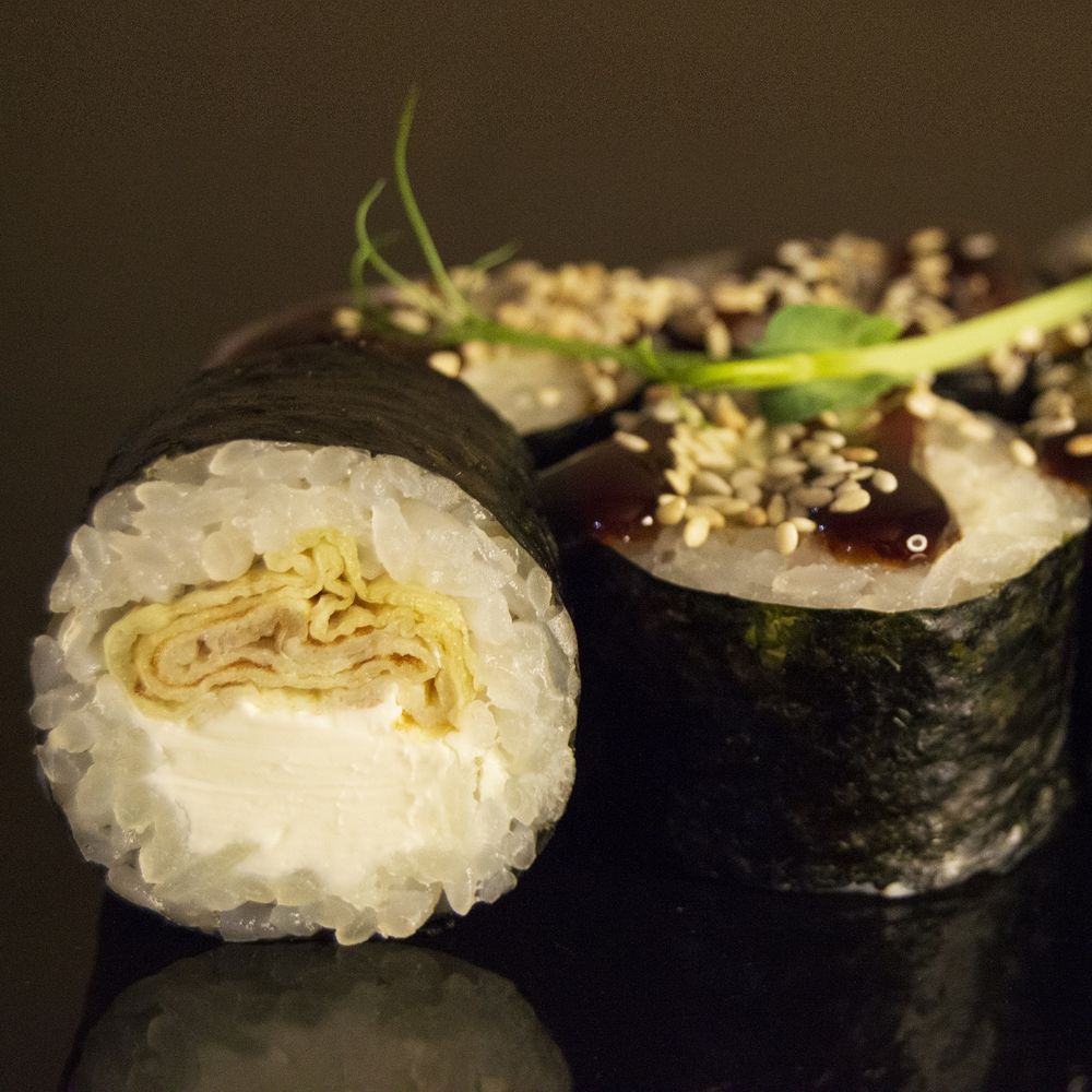 Маки сыр омлет