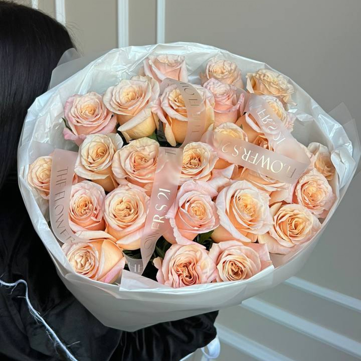 Моно букет из 25 роз 3 (предзаказ)