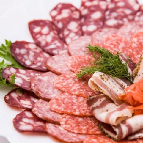 Нарезка из колбас