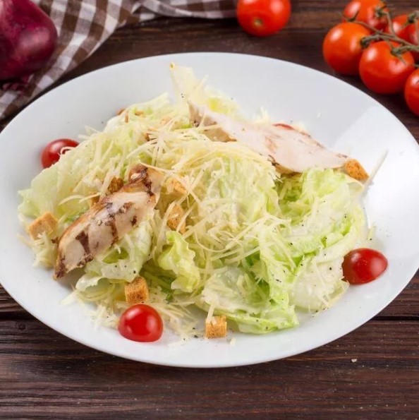 Цезарь с курицей