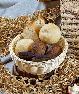 Булочка горячая ржаная