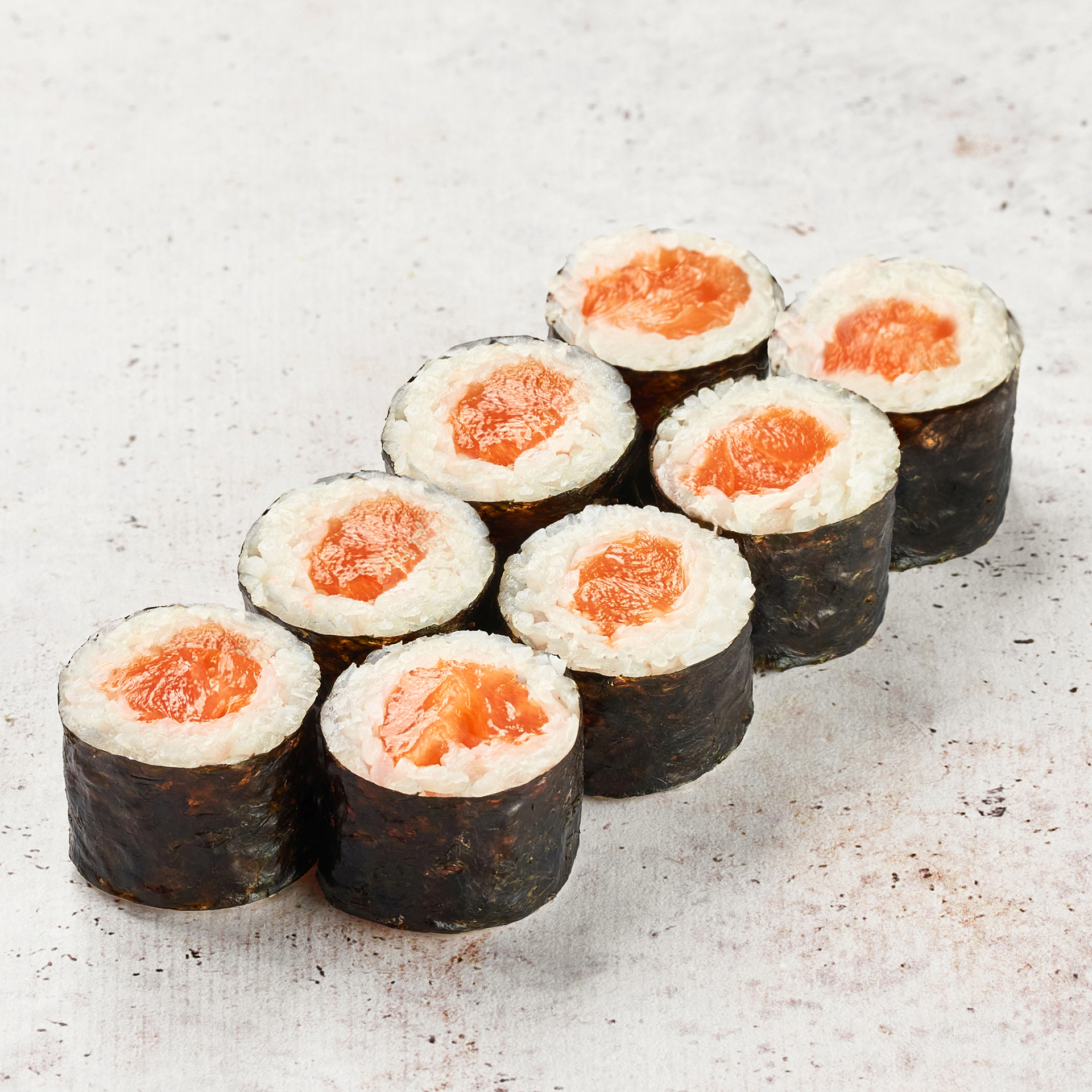 Маки с форелью