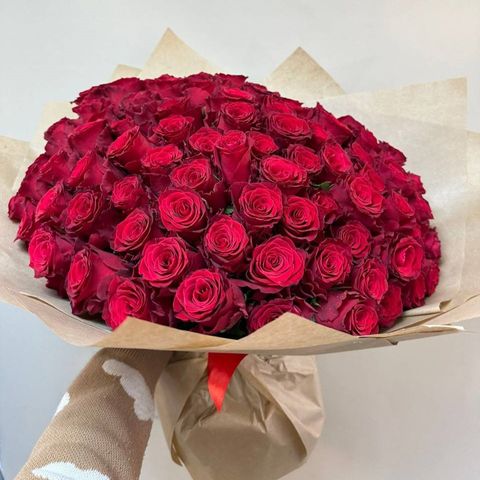 Букет из 101 красной кенийской розы