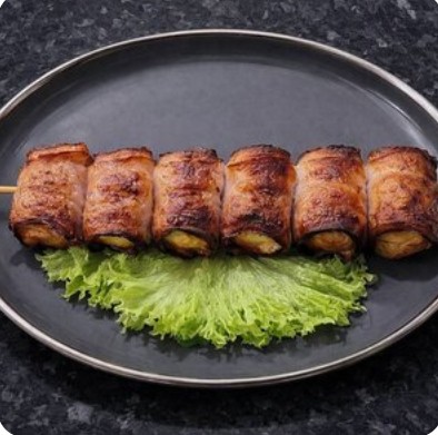 Куриный шашлычок в беконе