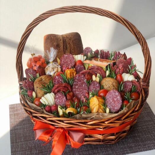 Мясная мужская корзина подарок мужчине