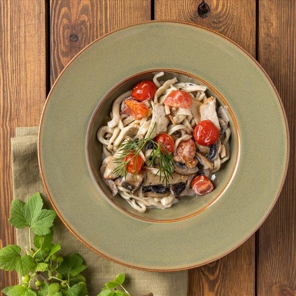 Домашняя лапша с курицей и грибами