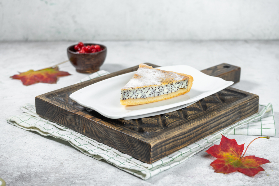 Пирог творожно маковый