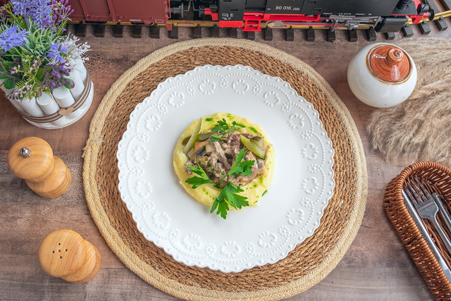 Бефстроганов с пюре