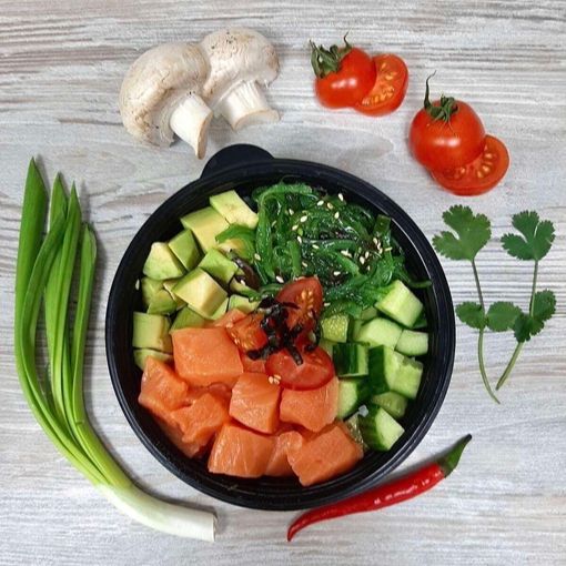 Боул с лососем