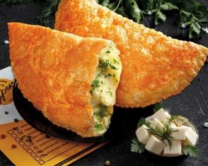 Чебурек с картофелем и зеленью
