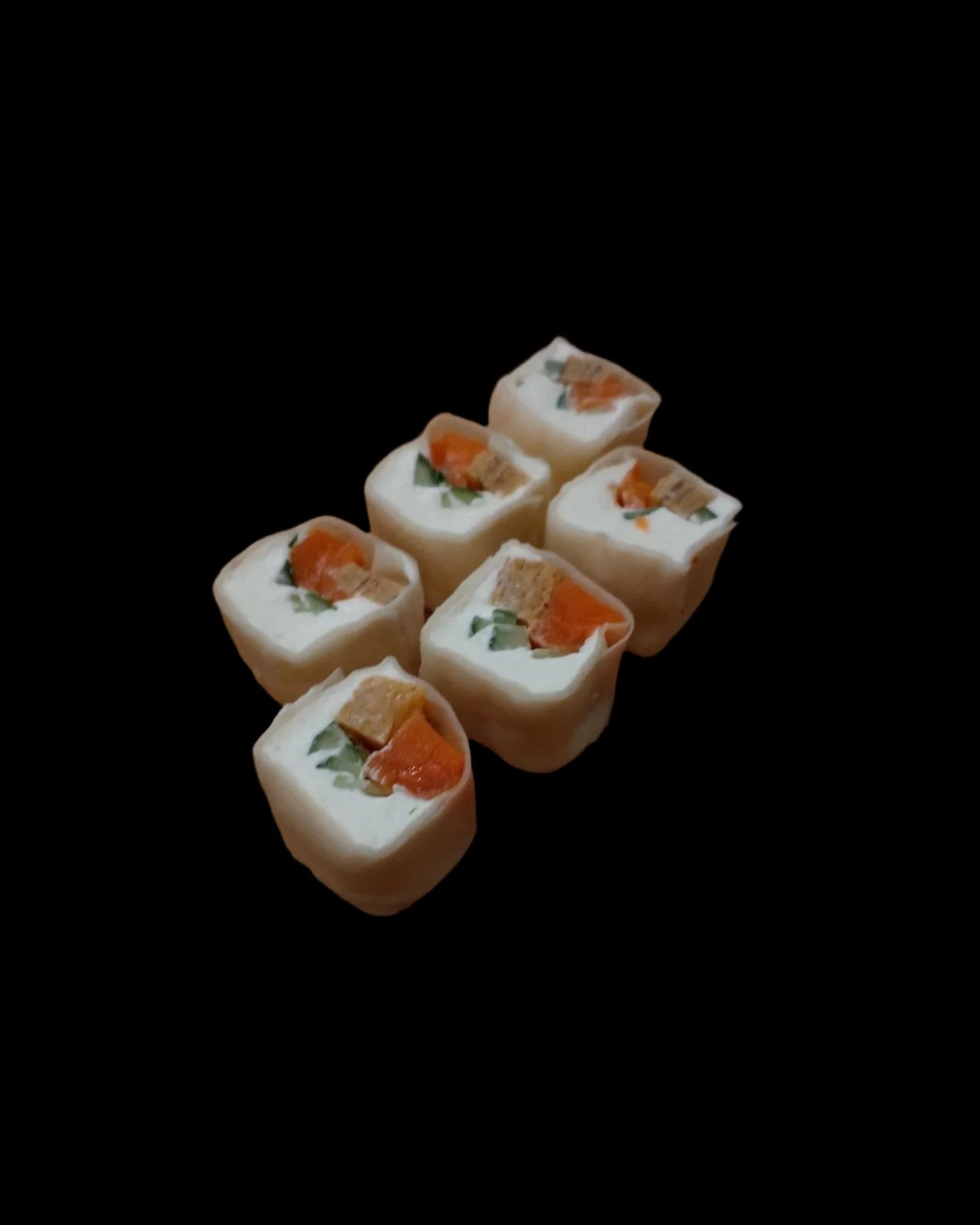 Харумаки с лососем