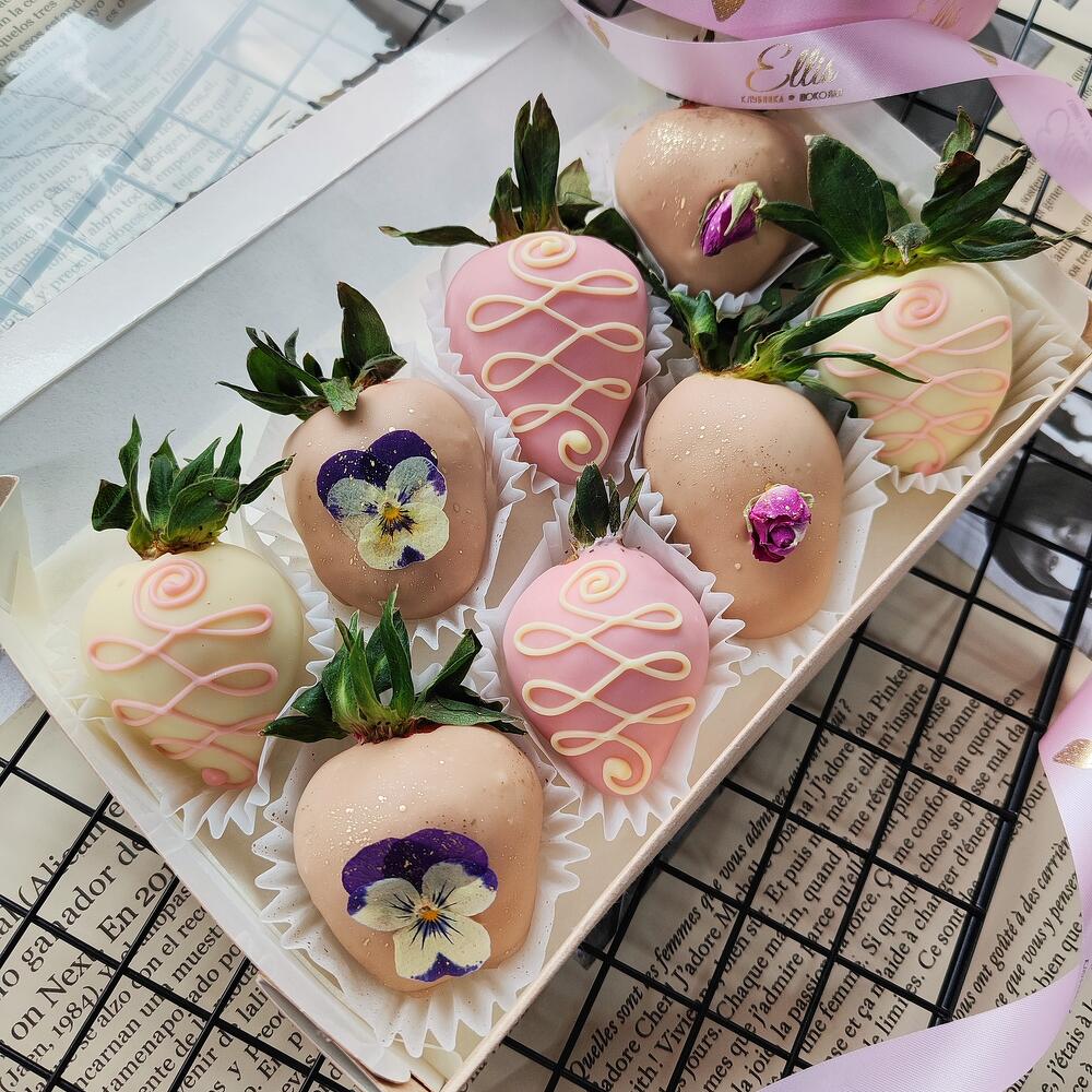 Клубника в шоколаде "Виола"