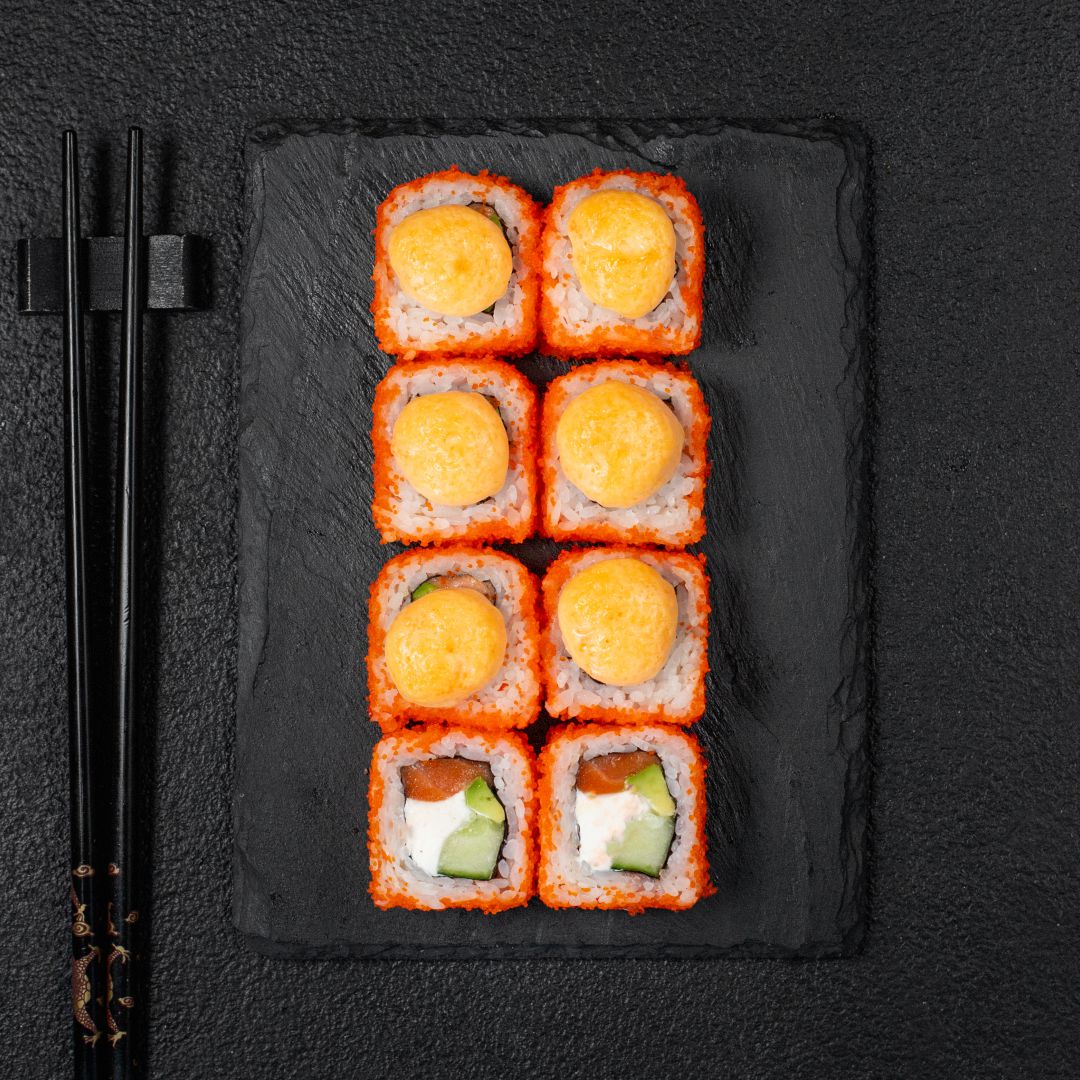 Запеченная Калифорния с лососем