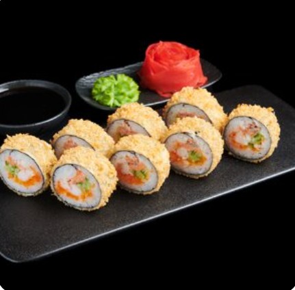 Ролл в темпуре с лососем и креветкой