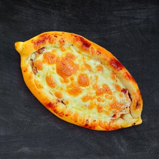 Хачапури с куриным жульеном