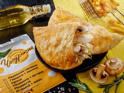 Чебурек с курицей и картофелем