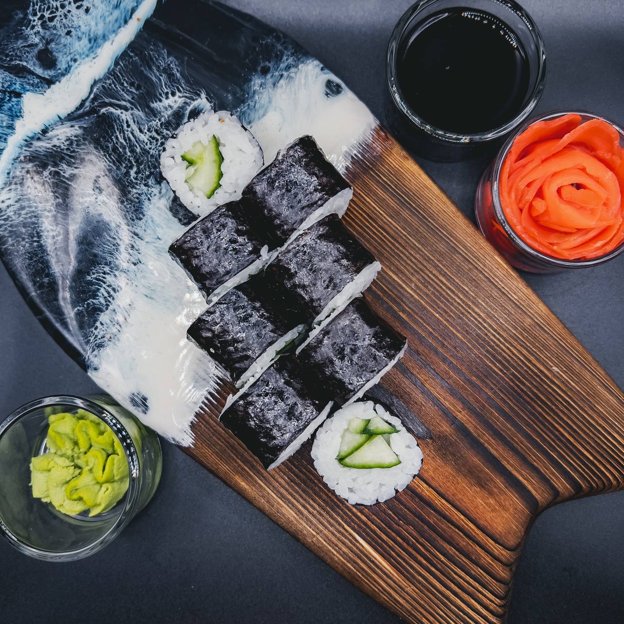 Ролл с Огурцом