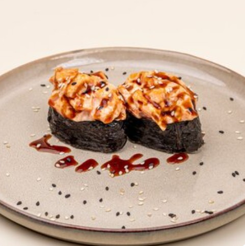 Суши запеченные с лососем