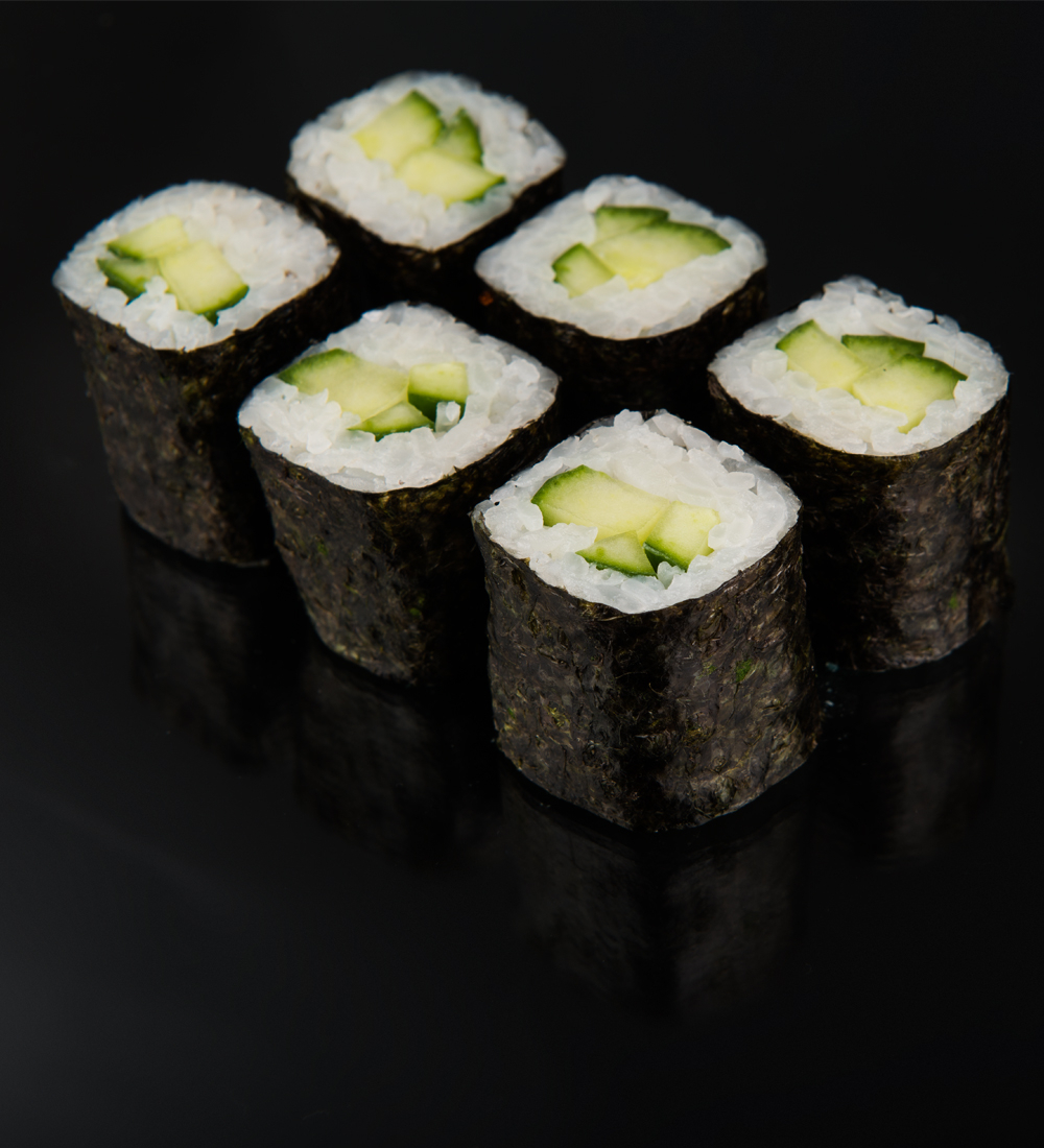 Ролл с огурцом