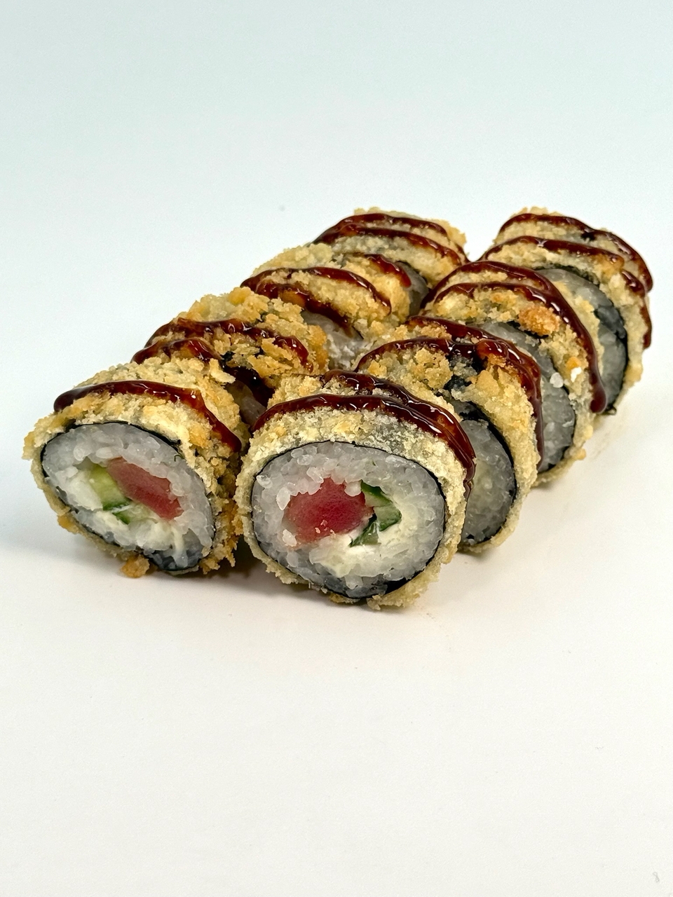 Жареный ролл с тунцом 