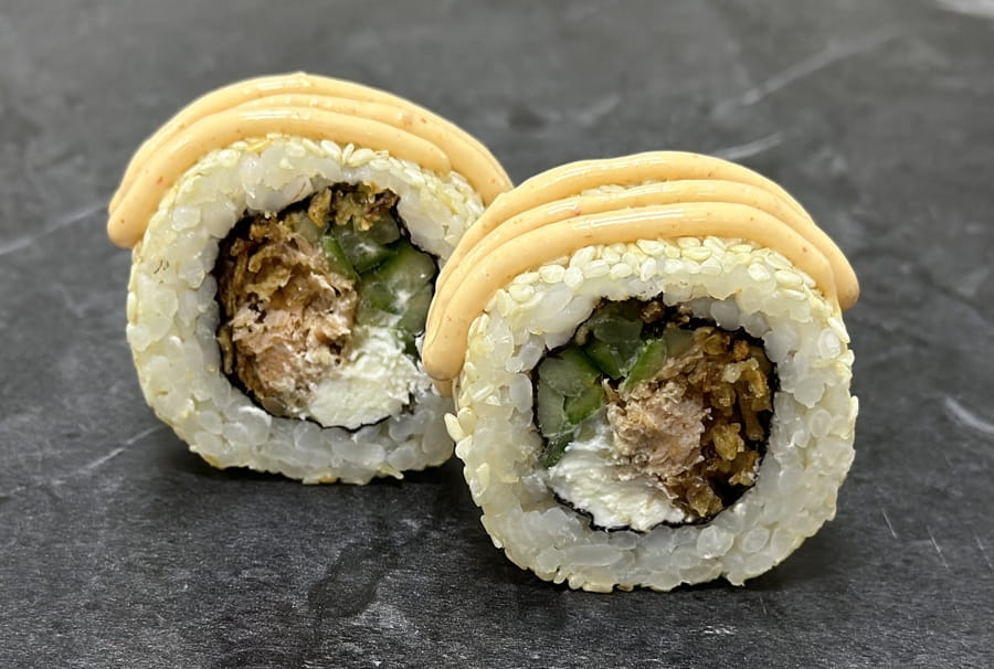 Кранч ролл с жаренным лососем