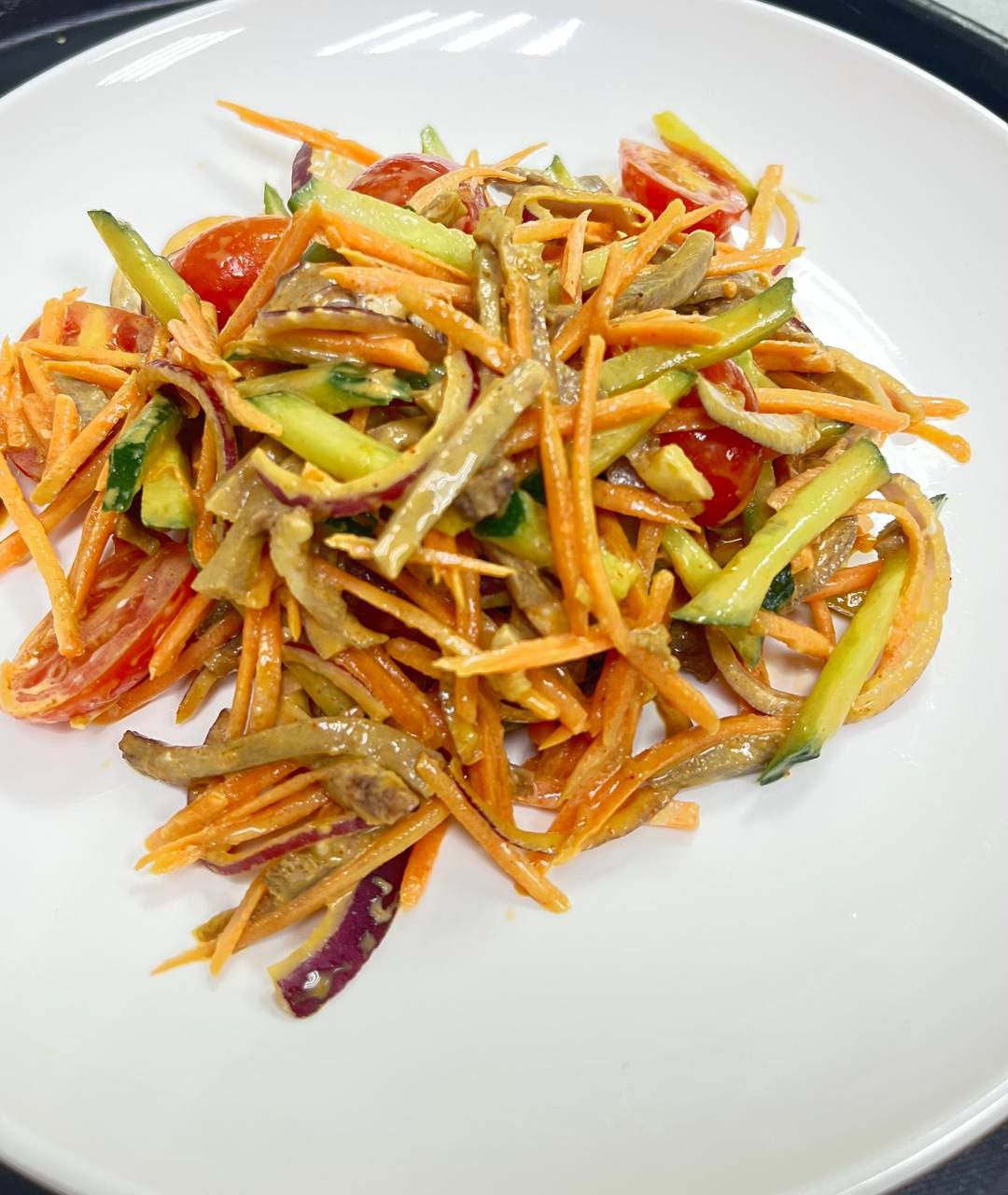 Салат с языком