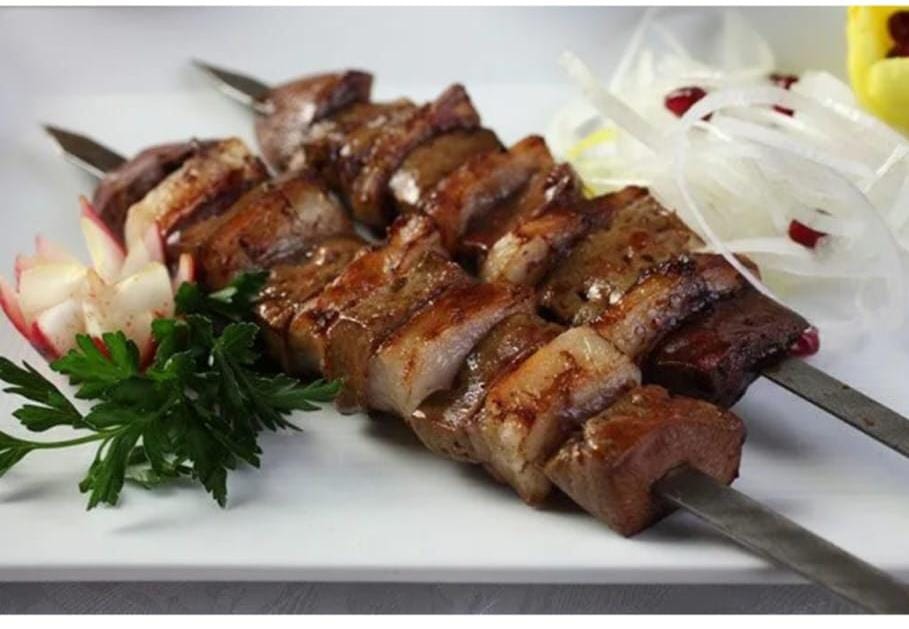 Печень с курдюком+маринованный лук 