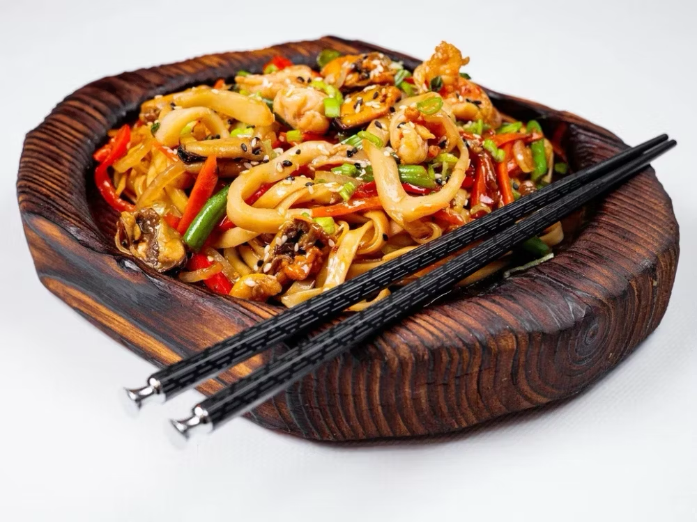 Удон с морепродуктами