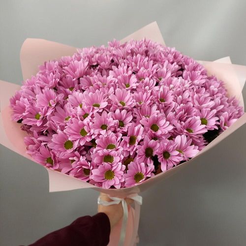 Большой букет кустовых хризантем