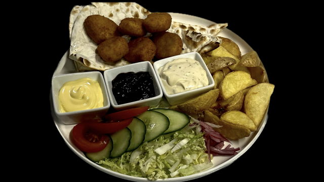 С наггетсами и картофелем по-деревенски