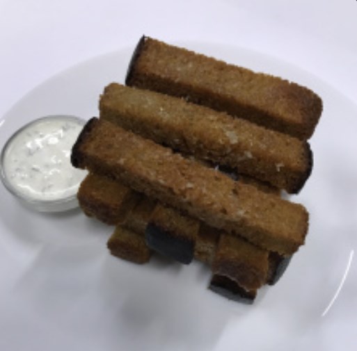 Чесночные гренки с соусом