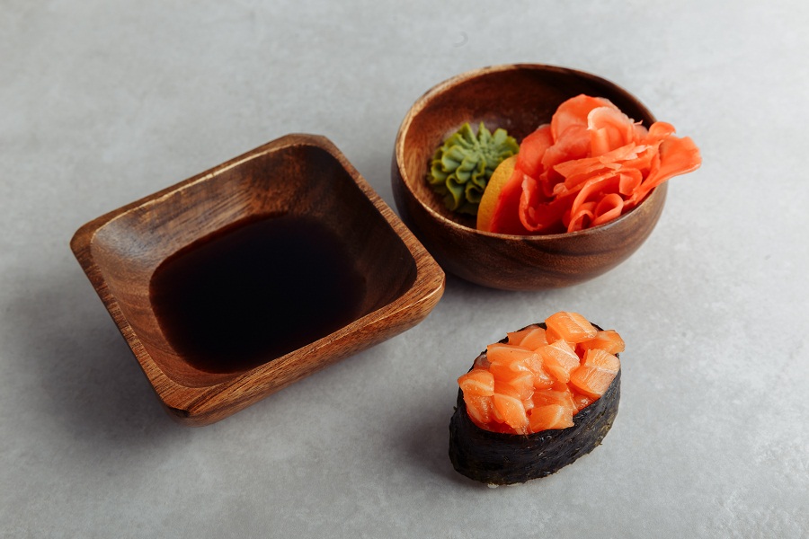 Гункан с Лососем