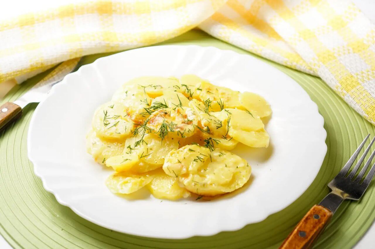 Картофель запеченный с сыром