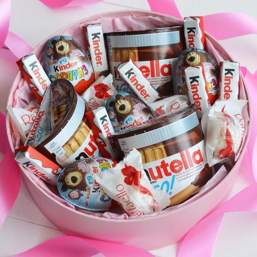 Kinder: Коробка с киндер сюрпризами Nutella рафаэлло и сладостями | 14 февраля | День влюблённых | 8 Марта | день рождения