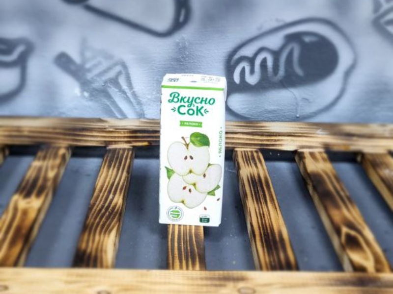 Вкусно сок Яблоко