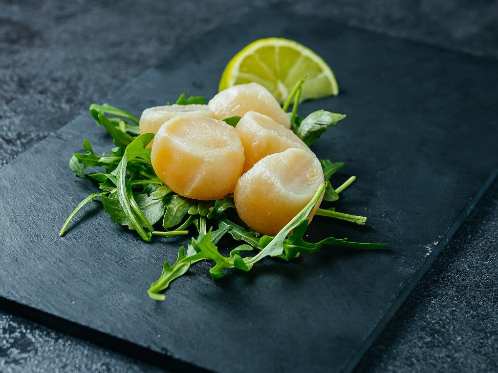 Сашими с гребешком