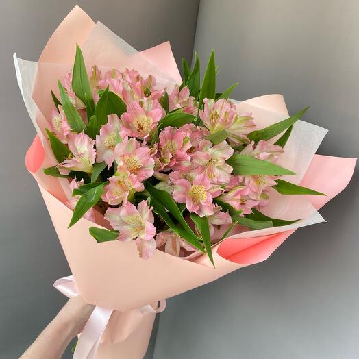 Букет из 7 розовых альстромерий