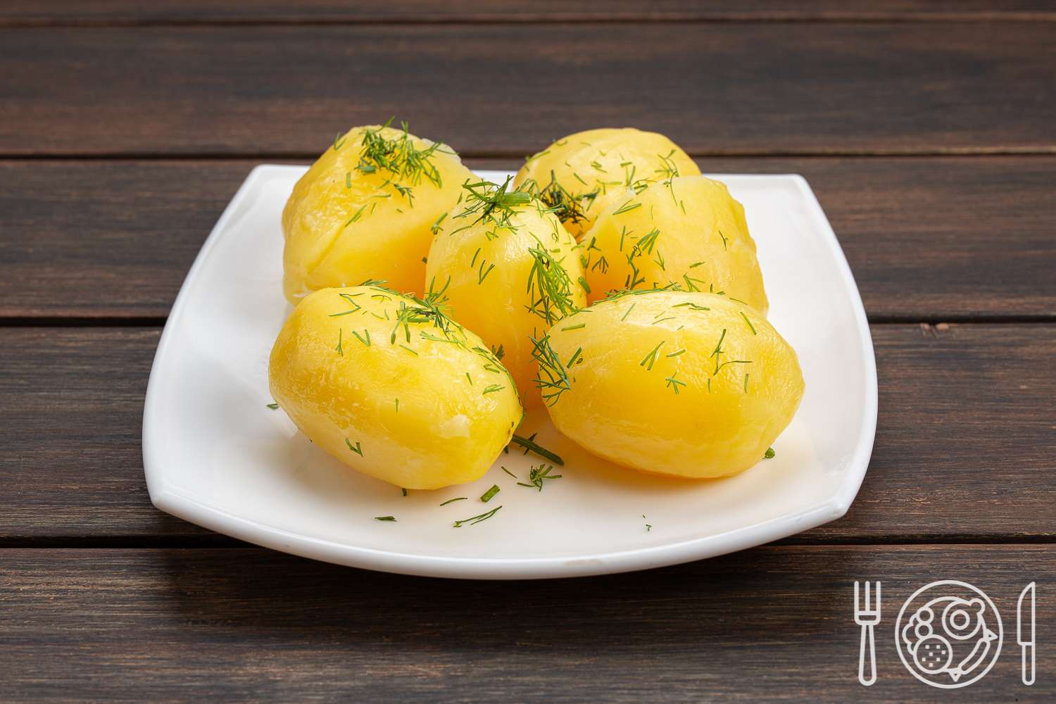 Картофель отварной с укропом
