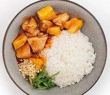 Цыпленок с ананасом