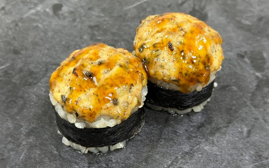 Запеченный ролл с угрем